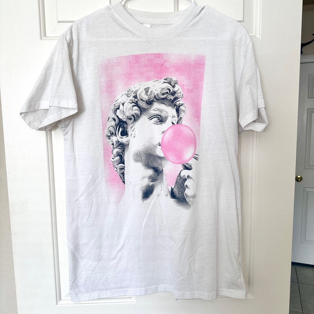 Funny White T-Shirt with Statue of David Blowing Bubble Gum